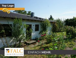 Freistehendes Einfamilienhaus mit großem Garten